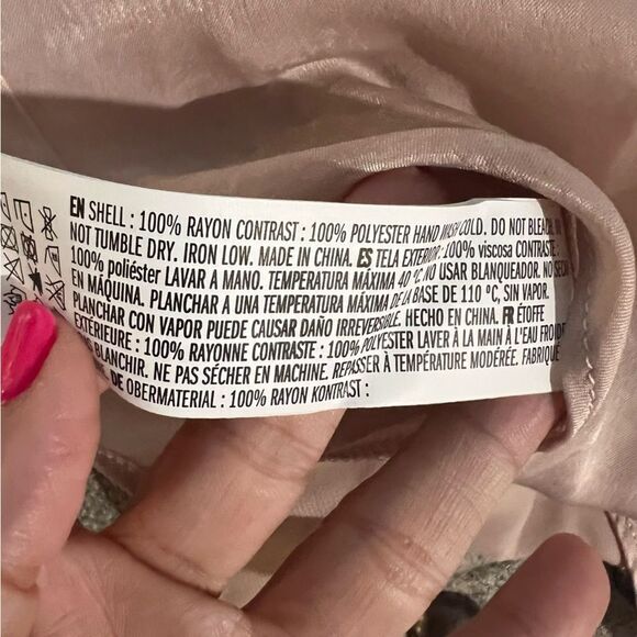 NWT Anthropologie Grey Lab organza sleeve button down blouse in blush sz medium - Picture 10 of 10